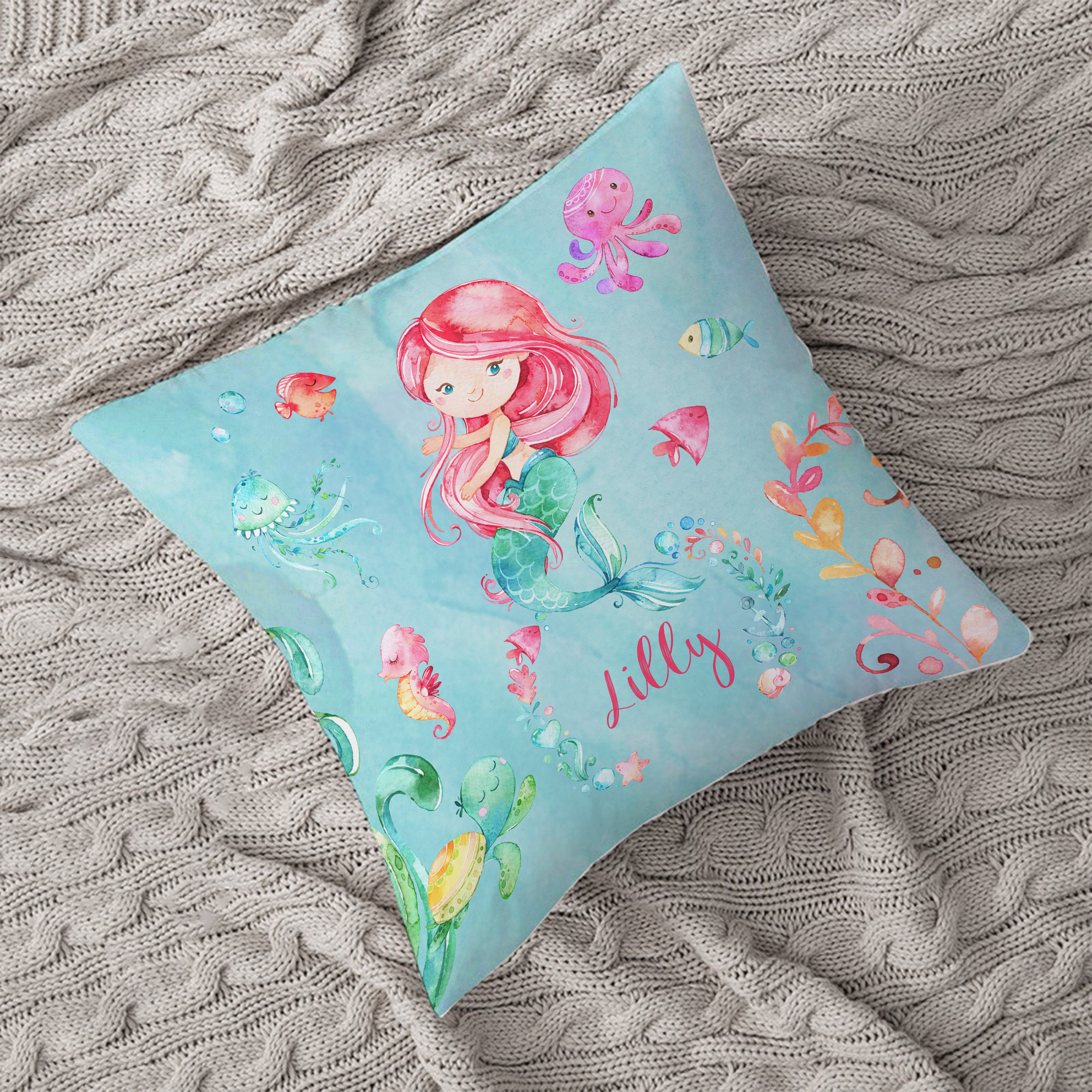 Kissen inklusive Innenkissen mit Namen oder Text personalisierbar im Design Meerjungfrau in zwei Größen 
